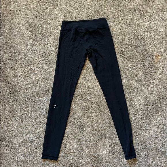 Low Rise Leggings - Picture 4 of 5